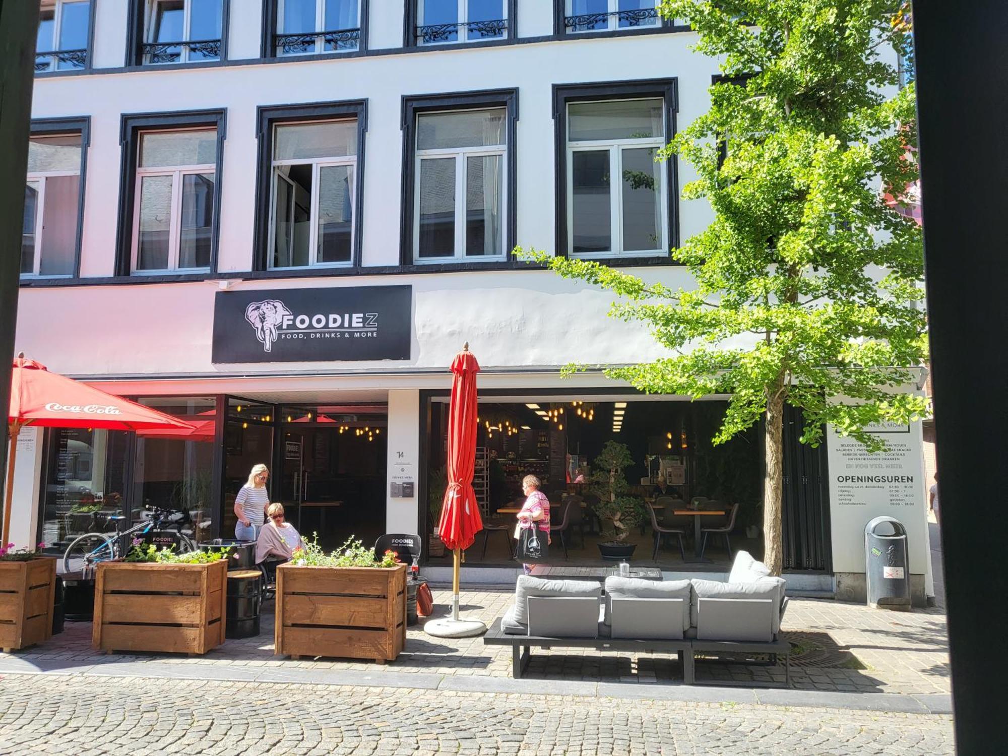 Loogiez Aparthotel Tongeren Kültér fotó